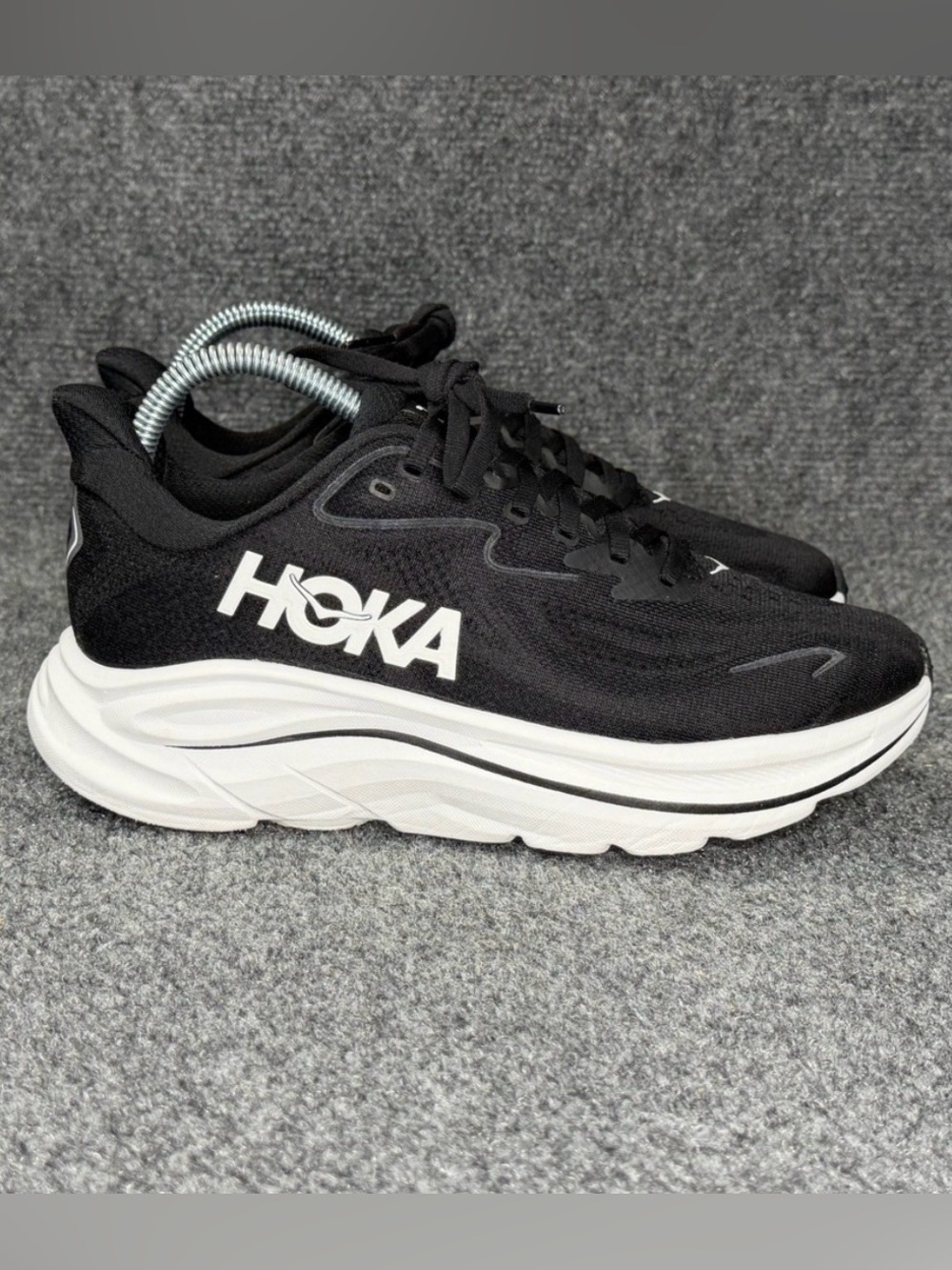 Hoka Clifton 10 -Size 7 Regular Women. Like New